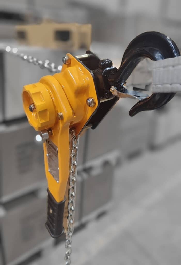 Katencug - polužna dizalica